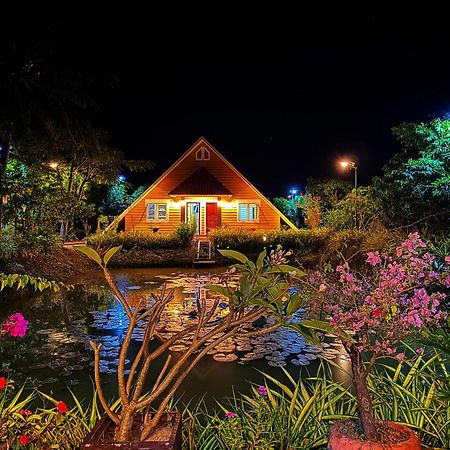 Coconut Village Guesthouse And Bungalow Кеп Екстериор снимка