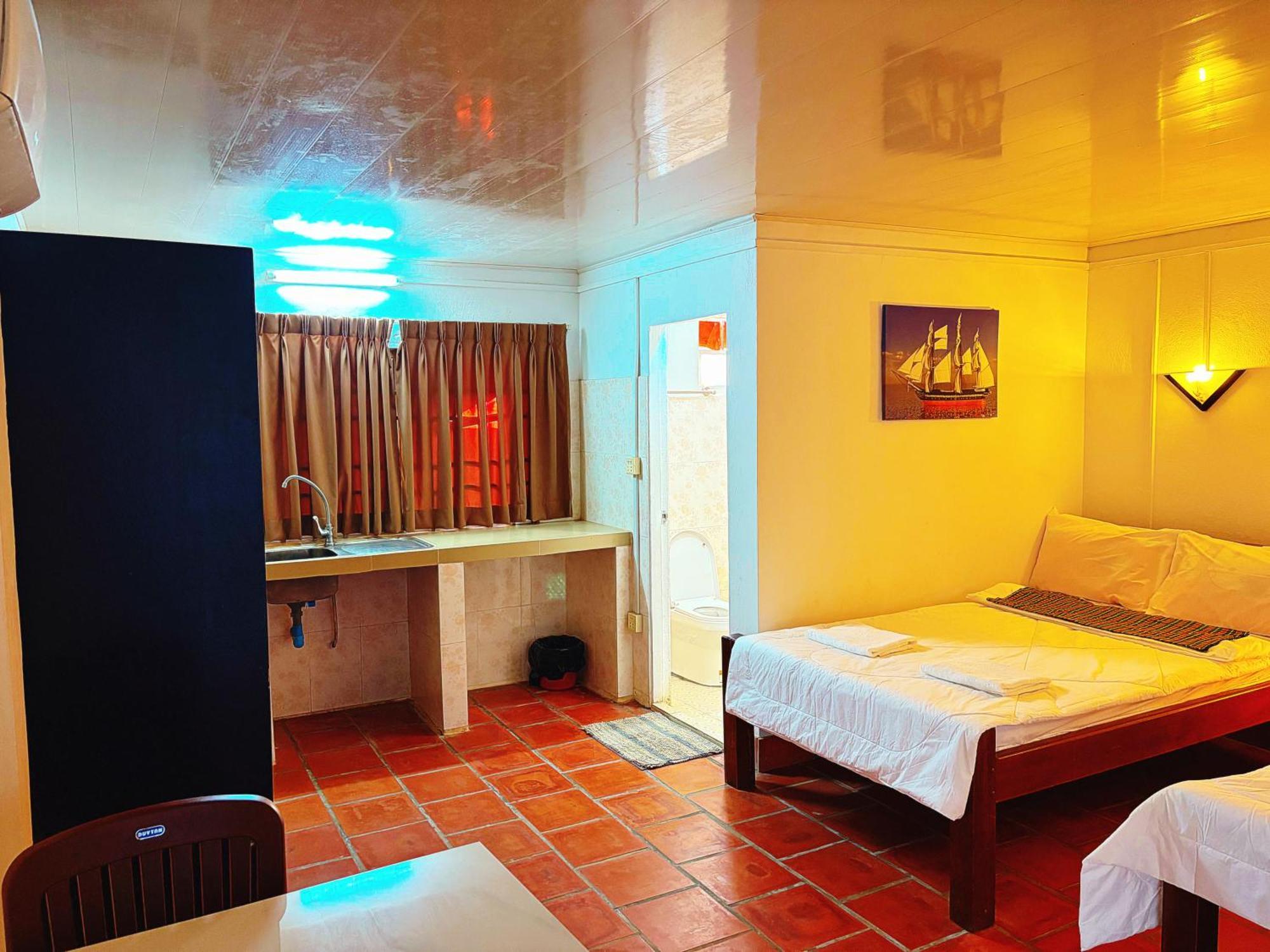 Coconut Village Guesthouse And Bungalow Кеп Екстериор снимка
