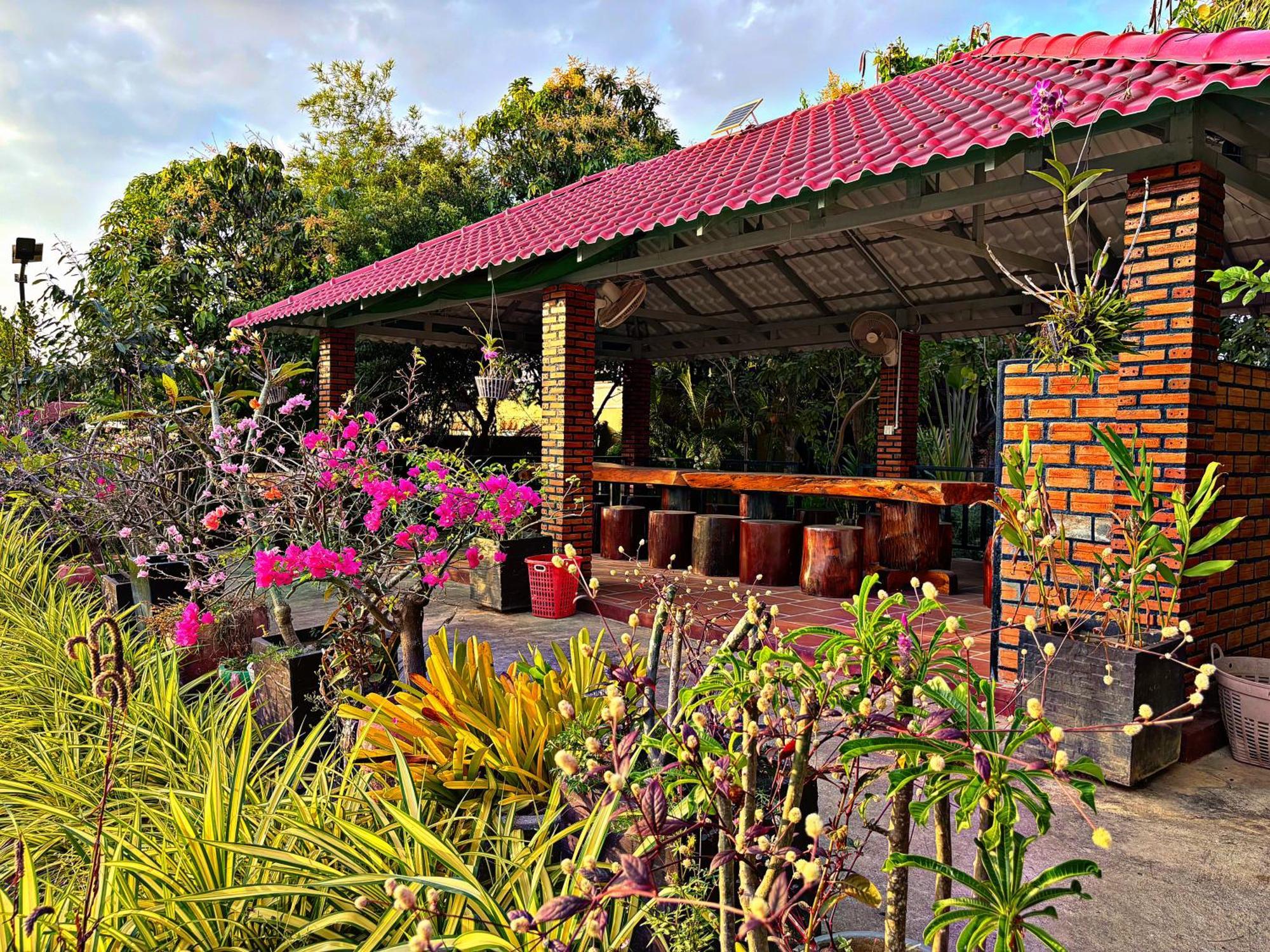 Coconut Village Guesthouse And Bungalow Кеп Екстериор снимка