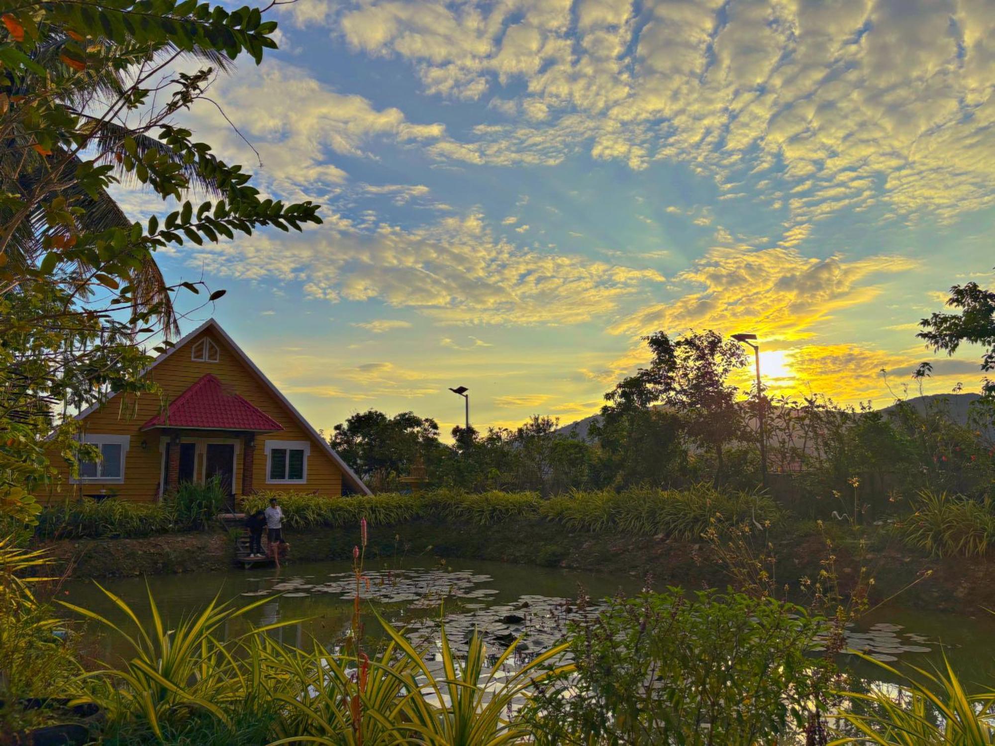 Coconut Village Guesthouse And Bungalow Кеп Екстериор снимка