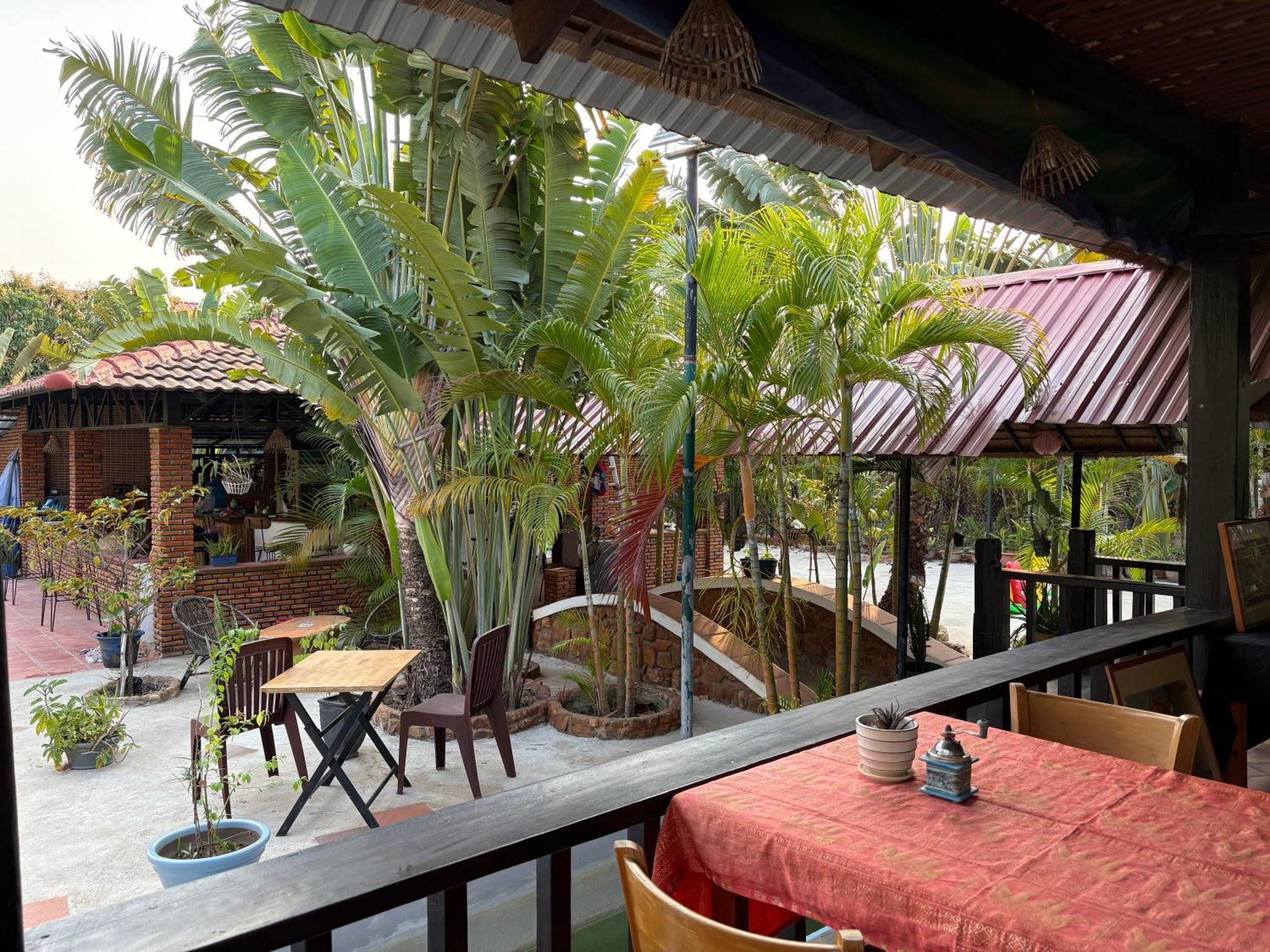 Coconut Village Guesthouse And Bungalow Кеп Екстериор снимка
